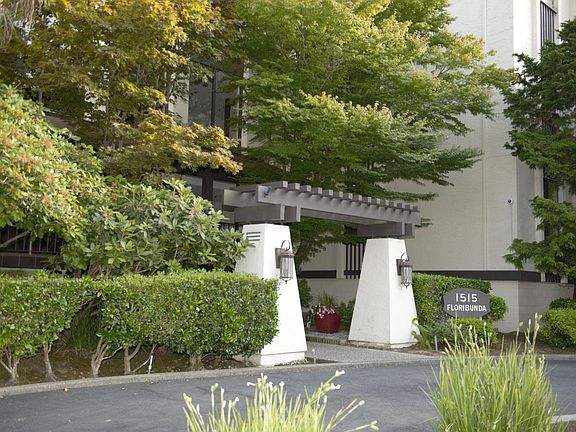 2nd image of 1515 Floribunda Ave APT 209