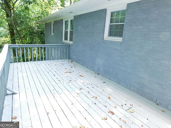 3rd image of 507 Pineridge Dr