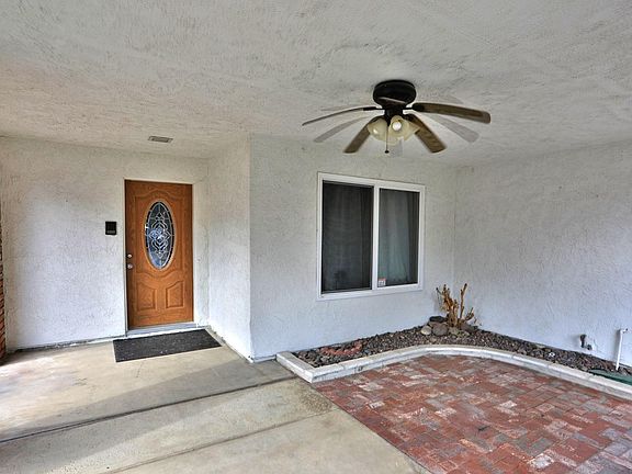 3rd image of 18530 Catamaran Ln