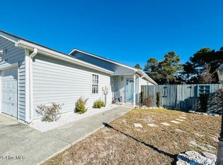 141 Charlton Rd, Hubert, NC 28539