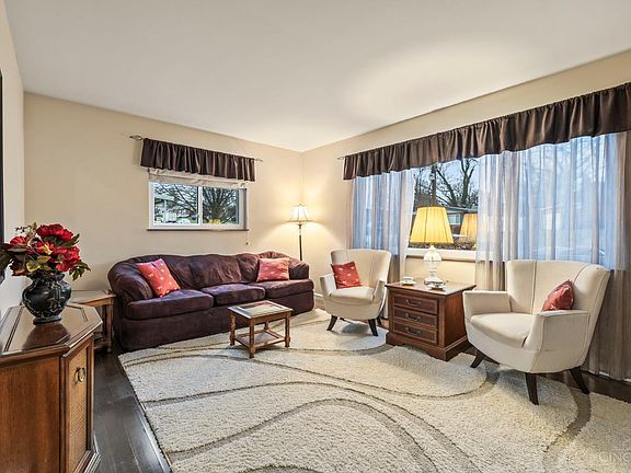 3rd image of 5361 Pembina Dr
