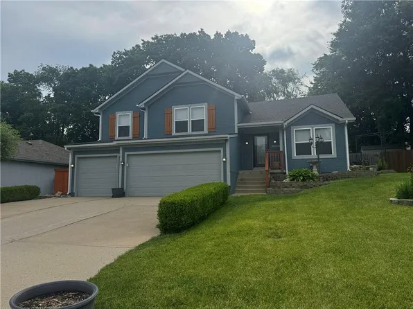 19309 E Lynchburg Pl N, Independence, MO 64058