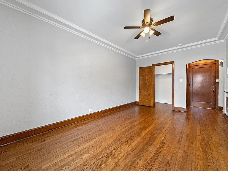 Bella Casa Apartments — Photo 7