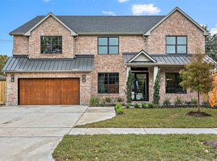9713 Mariposa St, Houston, TX 77025