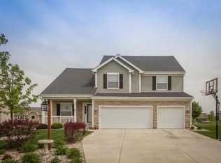 1310 Cider Cir, Mukwonago, WI 53149