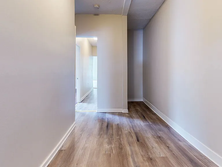 46-48 Henry St #2R — Photo 1