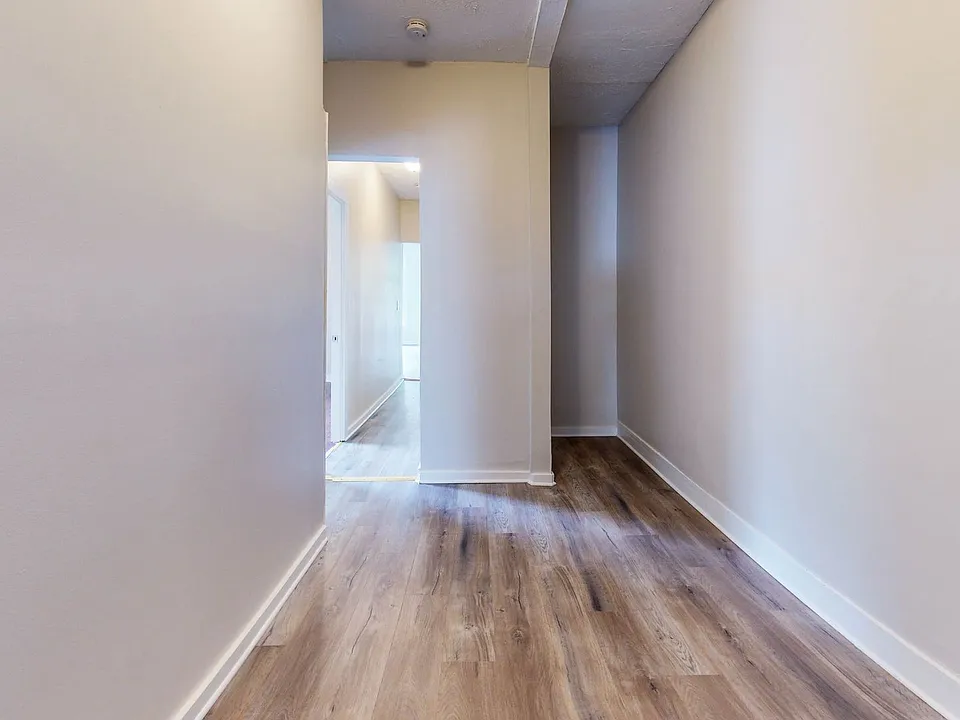 46-48 Henry St #2R