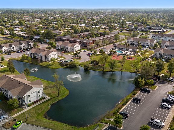 5th image of 2401 Stanford Rd APT 1122