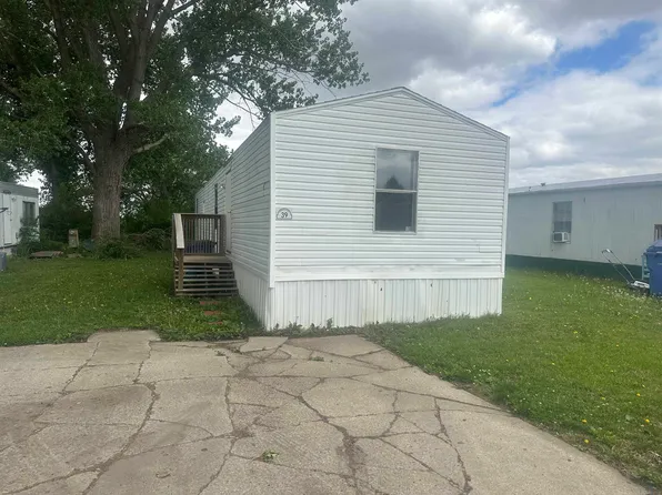 911 E Duke St Lot 39, Vermillion, SD 57069
