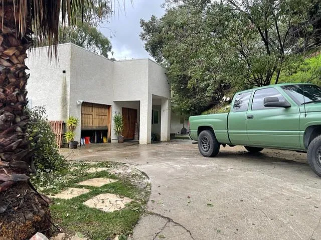 3 bed, 1650 sqft, $4,600 — Photo 2
