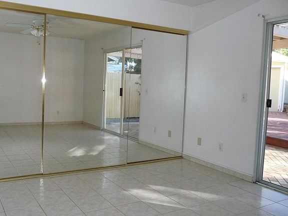 4th image of 2084 Hooper Dr