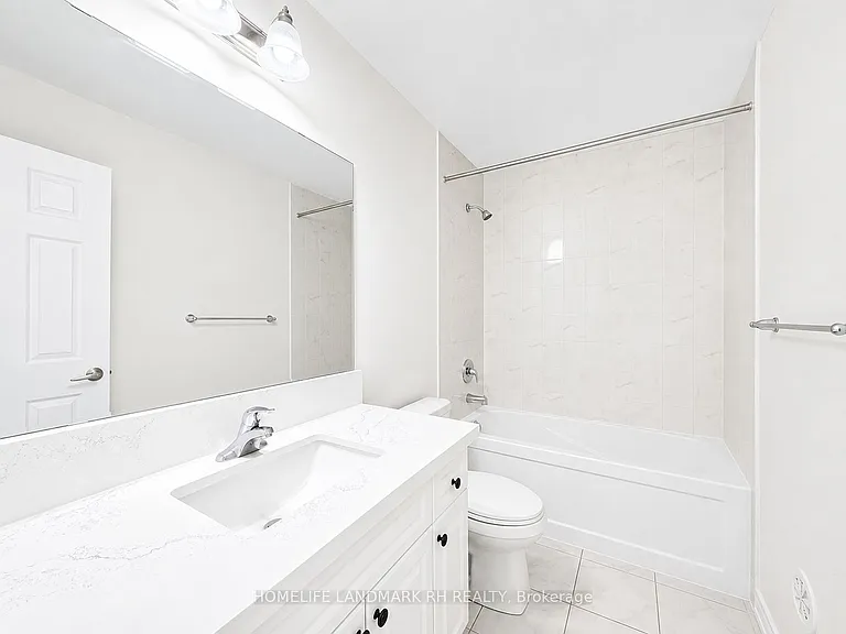19 Edward Lennox St — Photo 18