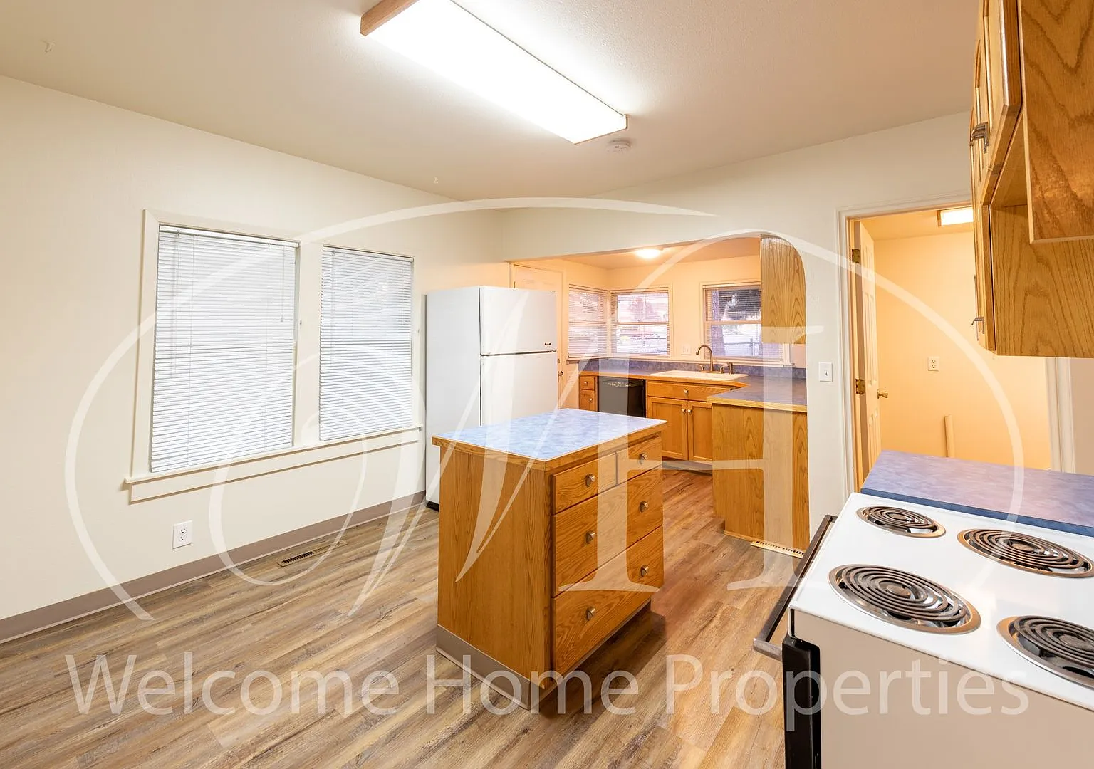 Cozy 3 Bedroom Home With Newer Flooring & Paint — Photo 1