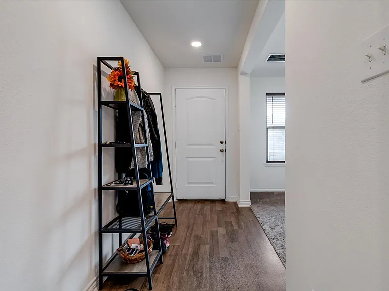 11315 Edelweiss — Photo 4