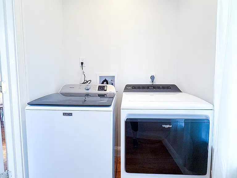 87 Stephen St #1C — Photo 116