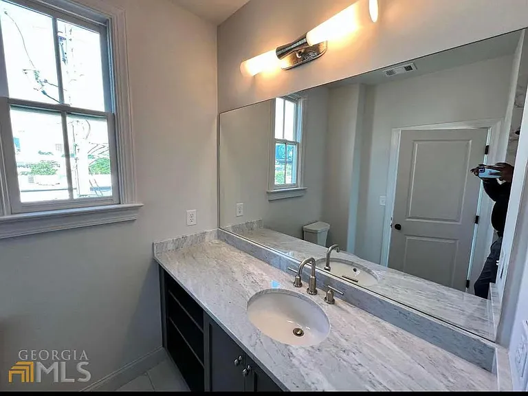 674 Exchange St SE — Photo 17