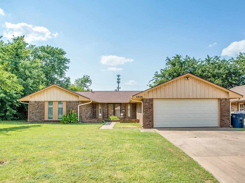 1st image of 2808 Sunnybrook Ln