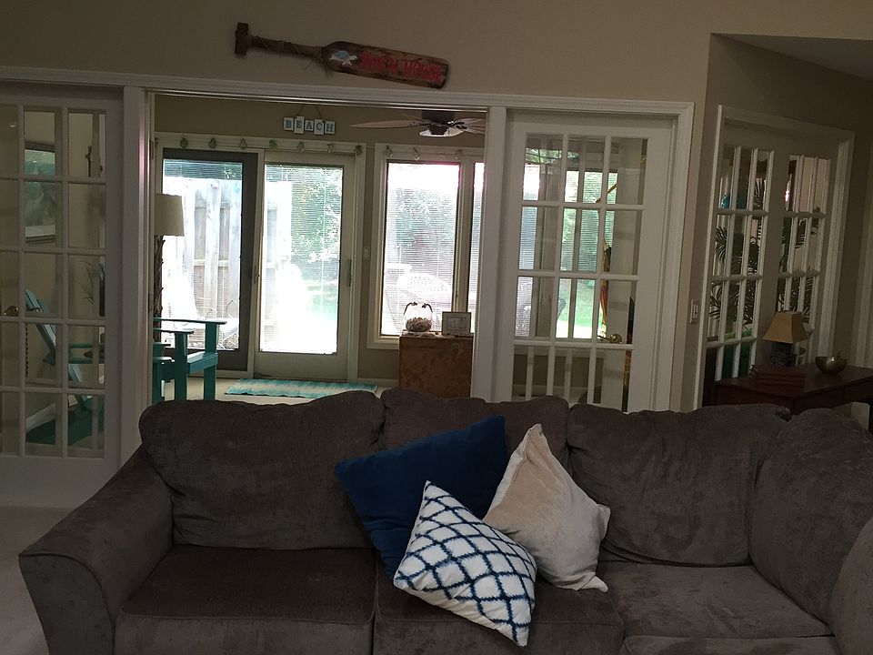 1st image of 5232 Parkhurst Dr