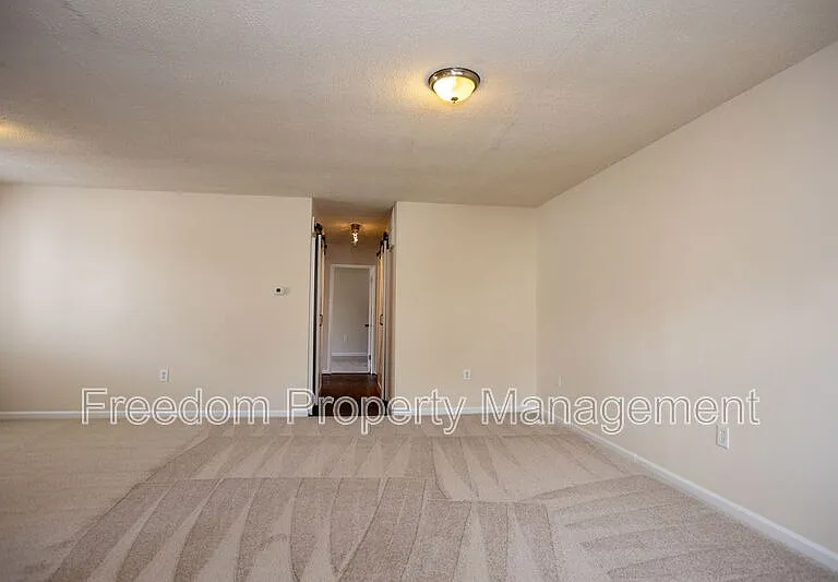 9327 Woodlea Ct — Photo 5