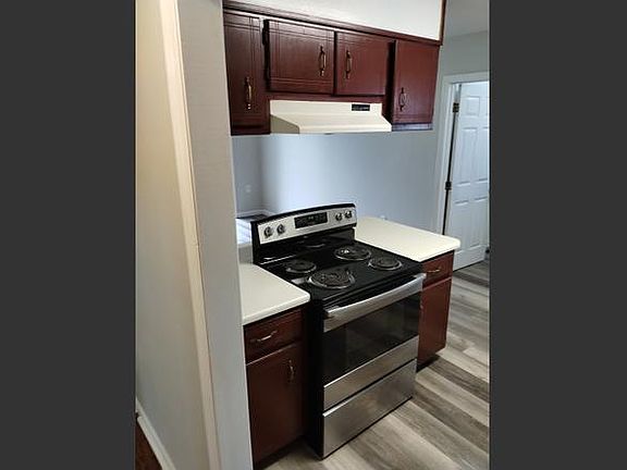 2nd image of 3 N Sawgrass Cir