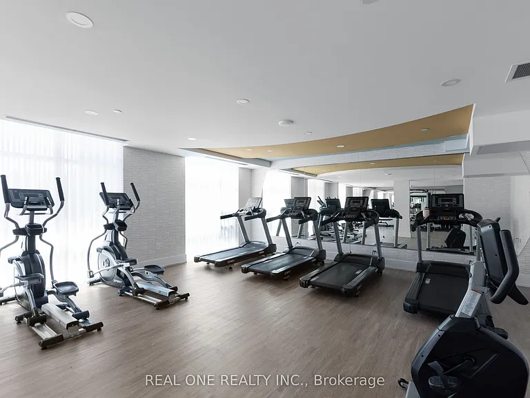 470 Dundas St E #614 — Photo 22