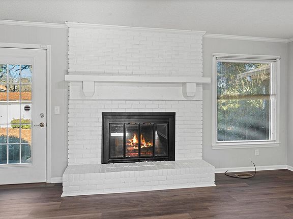 5th image of 1729 Milton Way