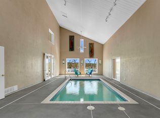 319 Meadowlakes Drive, Meadowlakes, TX 78654