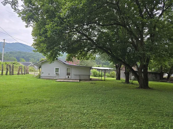 1328 Fair Haven Dr, Burnsville, NC 28714