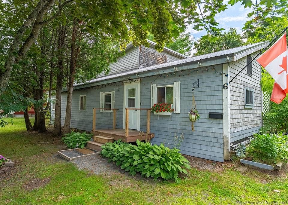 1st image of 6 Parkwood Dr
