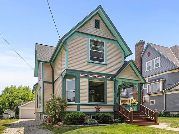 3rd image of 707 N 6th St