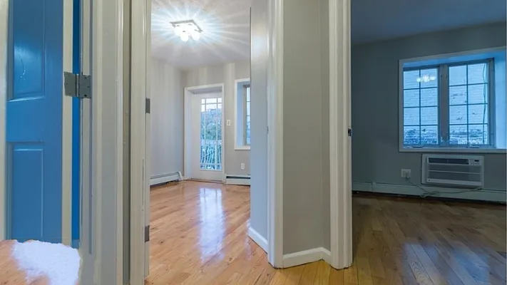 Rented by Nooklyn NYC LLC | media 30