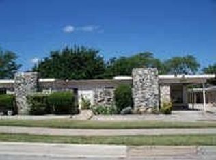 6766 Trail Lake Dr, Fort Worth, TX 76133