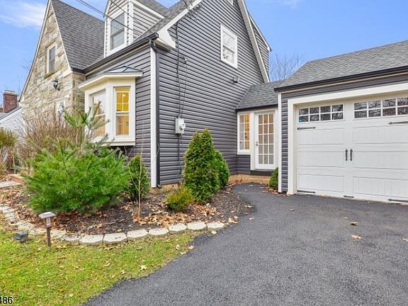 5th image of 224 Swarthmore Rd