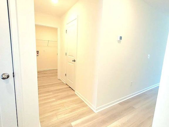 5th image of 1719 Camazay Dr #1