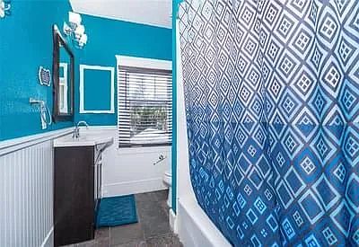 5th image of 38A S Oleander Ave