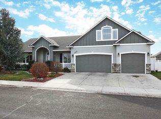 347 W Cave Bear St, Meridian, ID 83642