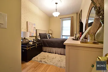 Rented by Bond New York