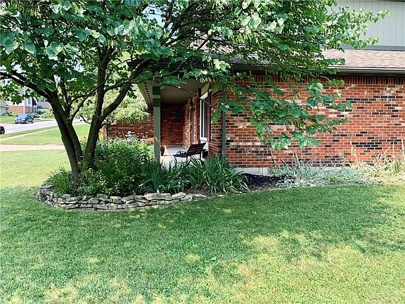 5th image of 837 Savin Hill Ct