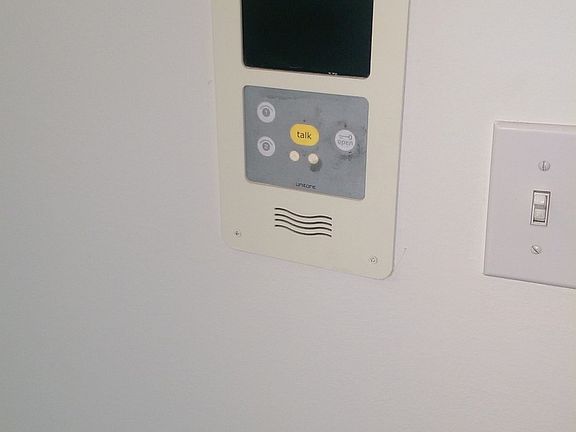 3rd image of 6739 Clyde St APT 3
