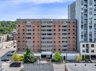 55 Yarmouth St #503, Guelph, ON N1H 7R4