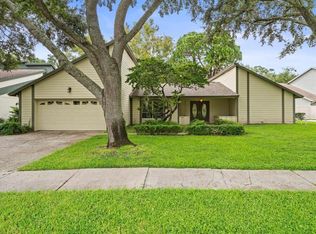 13008 Whisper Bay Pl, Tampa, FL 33618