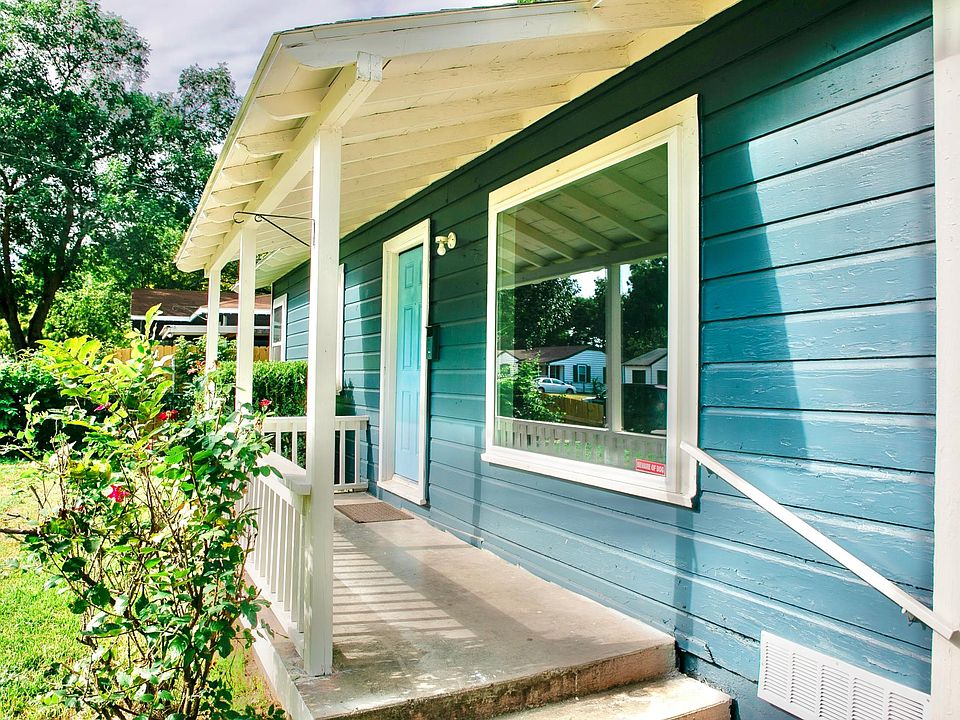 716 Gardiner St, Arlington, TX 76012 | Zillow