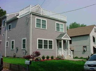 13 4th Ave, Branford, CT 06405