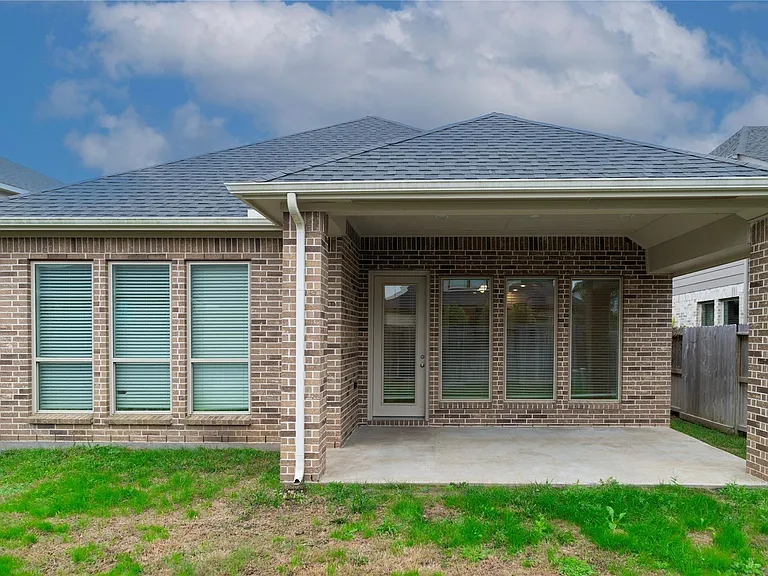 31410 Golden Cliffs Ln — Photo 23