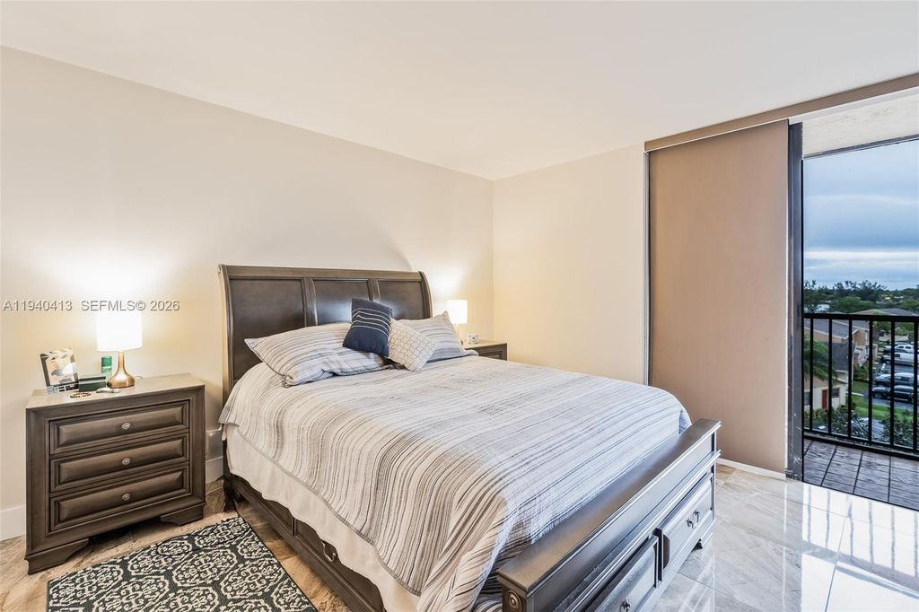 3400 Blue Lake Dr APT 505, photo 5