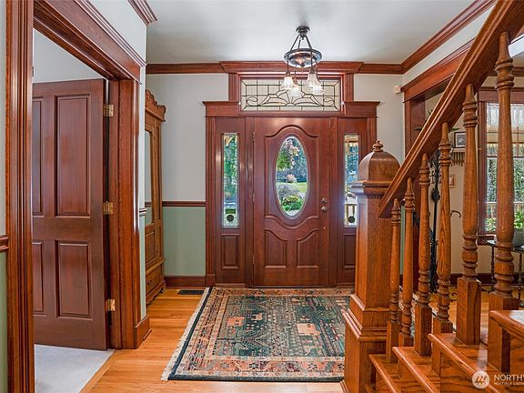 3rd image of 10508 Kopachuck Drive NW