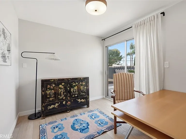 1720 Voorhees Ave — Photo 19