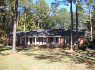 2504 Twin Lakes Dr, Bainbridge, GA 39819