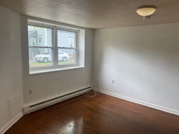 (undisclosed Address), Orange, MA 01364