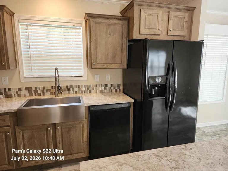 1335 Fleming Ave #140 — Photo 8